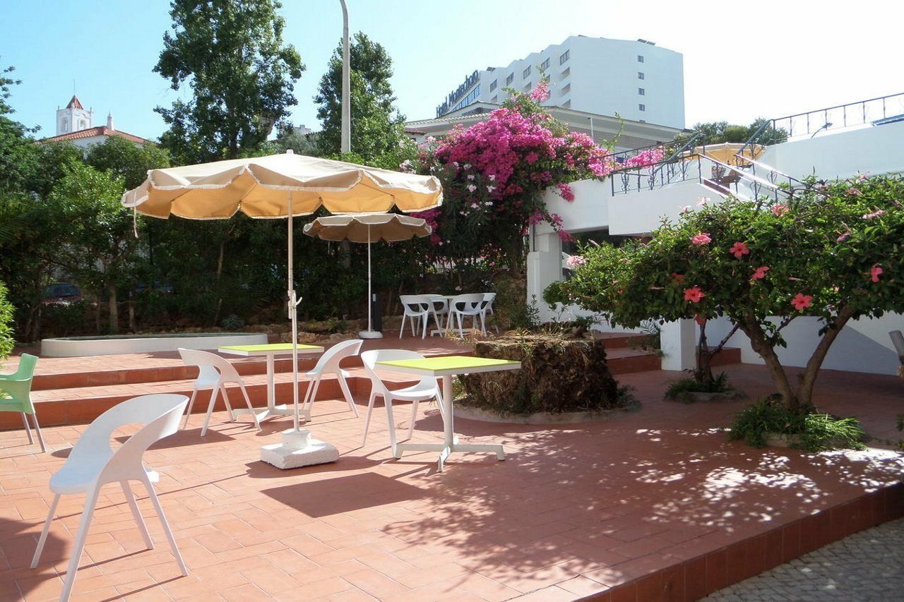 Mirachoro Albufeira Aparthotel Bagian luar foto
